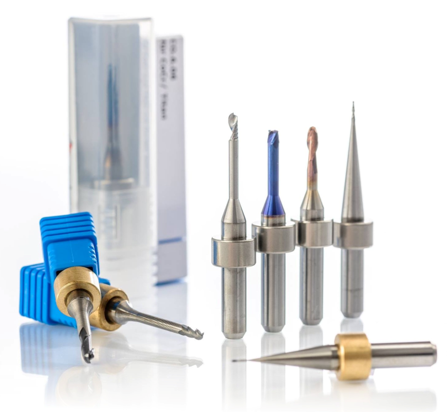 Imes-Icore 350i Zirkon und PMMA DC Fräser